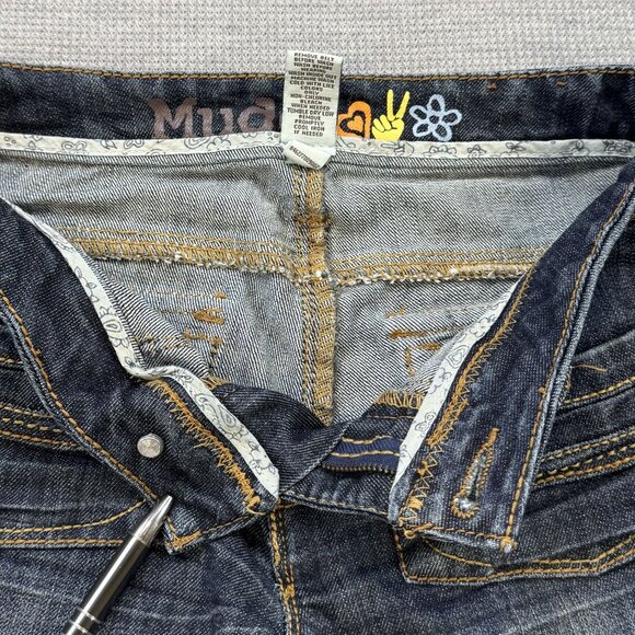 Mudd Womens Denim Capri Jeans Size 0 Embroidered Pockets Cuffed Hem Pockets Y2K - Picture 7 of 15
